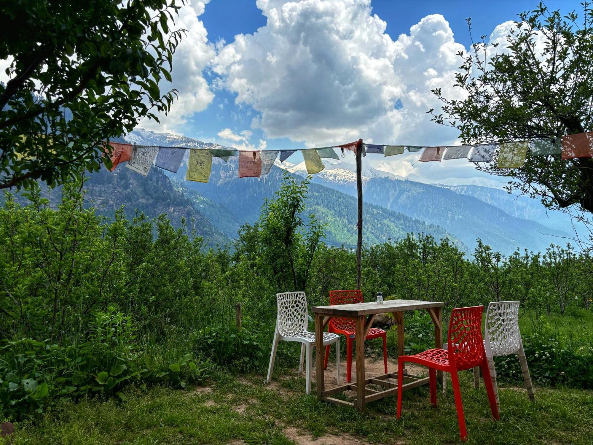 Kihala Homestay Manāli Zewnętrze zdjęcie